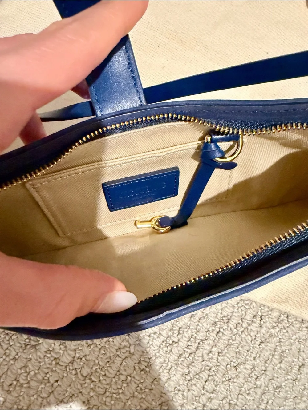 Jacquemus sleek shoulder